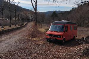 mercedes 207D camper 