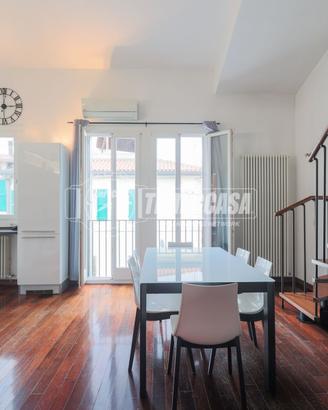APPARTAMENTO CON 2 CAMERE, 2 BAGNI E GARAGE