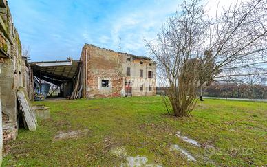 Rustico a San Secondo Parmense 5 locali