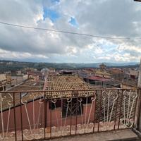 Casa indipendente in Via Cosenza-Ferla
