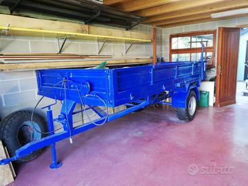 Rimorchio spargiletame agricolo 340x168