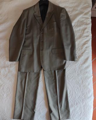 Completo uomo grigio verde