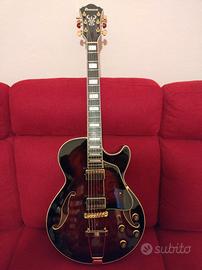 Chitarra semiacustica