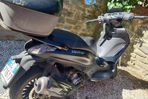 Piaggio Beverly 300cc