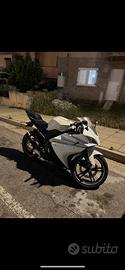 Yamaha yzf r125