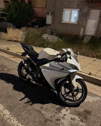 Yamaha yzf r125