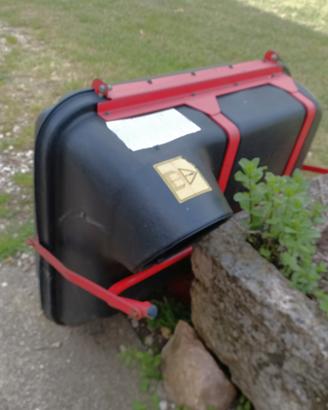 trattorino tagliaerba 