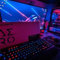 Scheda Video Gigabyte GeForce RTX 4070 Ti Bianca