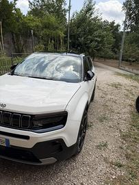 Jeep avenger summit Bev