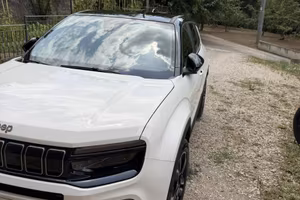 Jeep avenger summit Bev