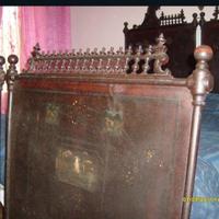 LETTO IN FERRO E MADREPERLA LIBERTY