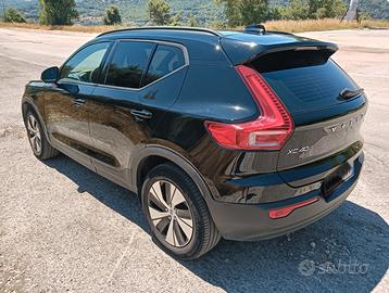 Volvo xc40 (2017-->)