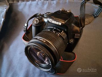 Canon D1100 reflex