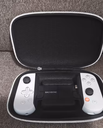 PlayStation Backbone one Android "
 