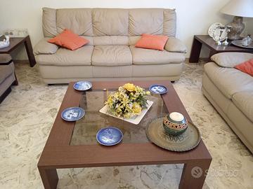 Salone Natuzzi completo divani  letto e comodini