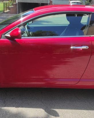 Alfa Romeo Mito rossa 2011