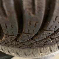 Gomme Falken 215/55/17r termiche