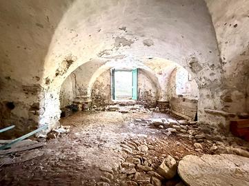 RUSTICO A IMPERIA