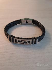 braccialetto con l'infinito