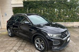 VOLKSWAGEN T-Roc 2.0 TDI SCR 150 CV DSG R-Line
