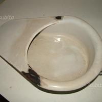 Antico vaso da notte