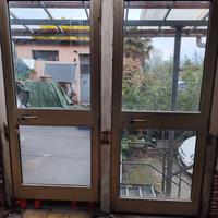 porte vetrate in alluminio con doppi vetri