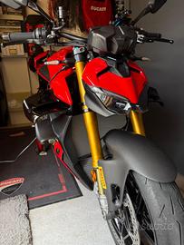 PARAFANGO ANTERIORE CARBONIO DUCATI STREETFIGHTER 