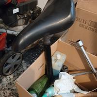 Sella bici con tubo universale € 10