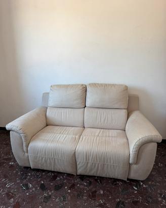 divano due posti poltrone e sofa