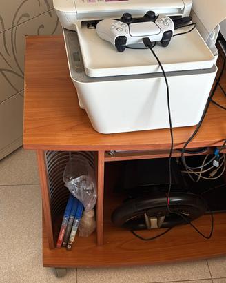 mobile porta TV e poltrona 