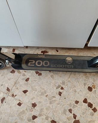 Monopattino, pieghevole scooter 200 ruote grandi