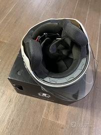 2 caschi marca AGV bianco e nero con confezione or