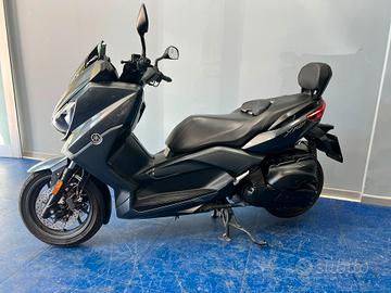Yamaha X-Max 400