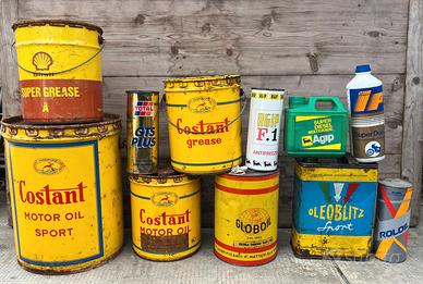 Lattine e bidoni di olio motore e grasso vintage