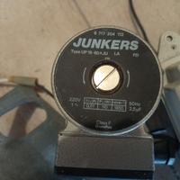 Ricambi caldaia junkers zwr24, pompa 8 717