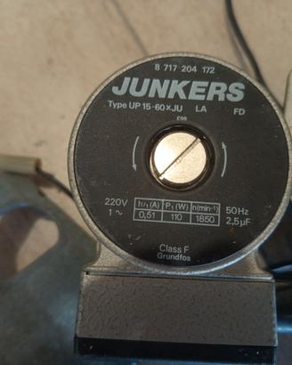 Ricambi caldaia junkers zwr24, pompa 8 717