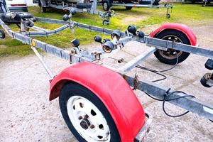 Carrello porta gommone / barca