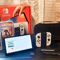 Nintendo Switch Oled+accessori+SD+2 giochi