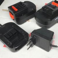 BLACK & DECKER 2 BATTERIE 12V CON CARICABATTERIE