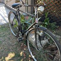 Bicicletta restaurata Doniselli Milano