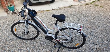 Bici elettrica come nuova