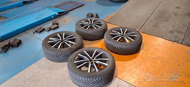 Gomme  16 pollici per Toyota Yaris
