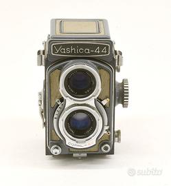 FOTOCAMERA 4X4 YASHICA 44 TLR.