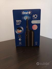 Spazzolino elettrico OralB iO Series 2