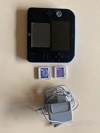Nintendo2DS+Caricatore+Pokemon luna e ultraluna