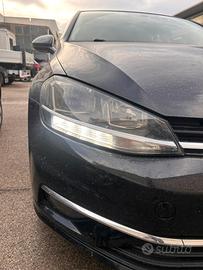 fari anteriori golf 7