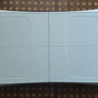 Wii Balance Board + Nintendo Wii Fit Plus