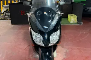Honda forza 250