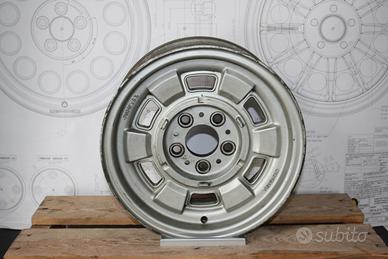 FIAT 130 4 CERCHI CROMODORA CD6 6,5X14 MAGNESIO