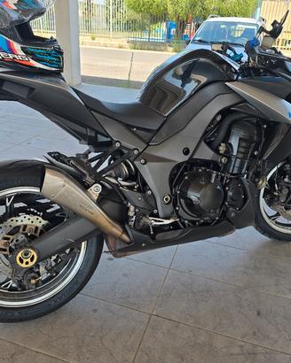 kawasaki z1000 del 2010 leggere bene 